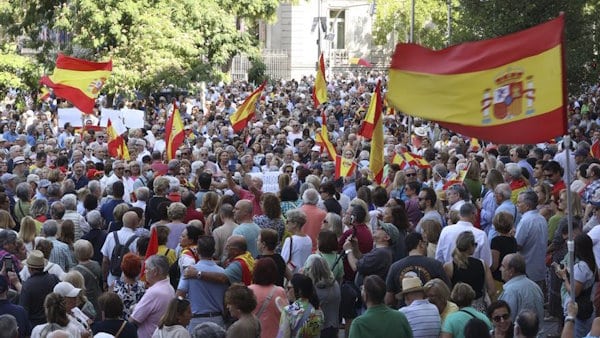 Manifestación 10 de septiembre de 2023 contra la amnistía. Madrid en Cibeles