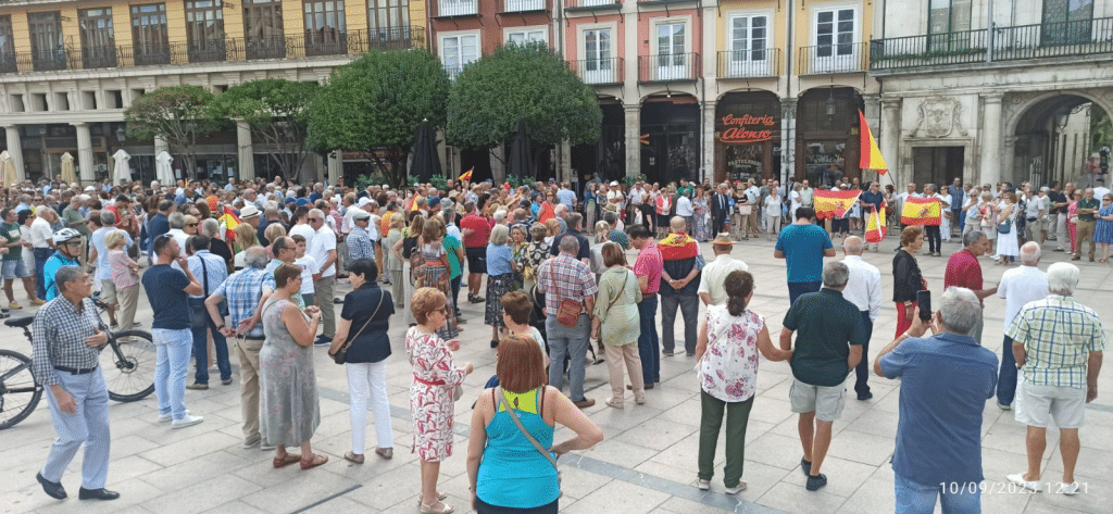Burgos-Protestas contra la amnistía en los Ayuntamientos de toda España