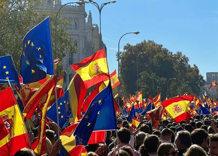 El nuevo gobierno de España: ¿una amenaza para la democracia?