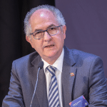 Entrevista al venezolano Antonio Ledezma, ¿con película?
