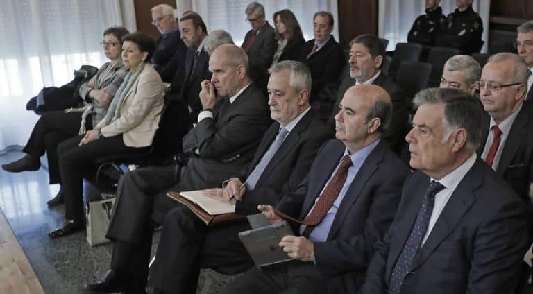Historia del PSOE (II). La transición y destrucción del PCE - i28 ...