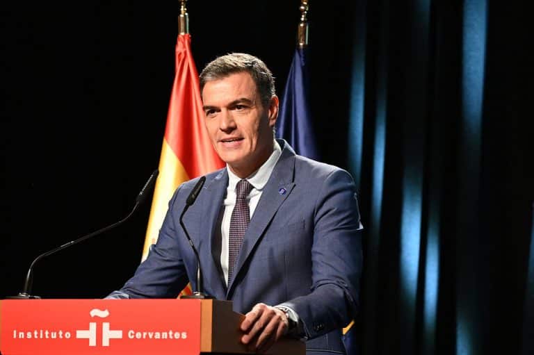 No a la candidatura de Pedro Sánchez al Premio Nobel de la Paz. Foto de Pedro Sánchez.
