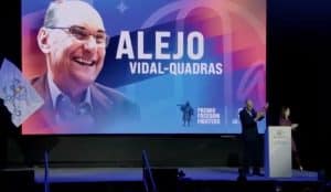 Felicitamos a Alejo Vidal-Quadras al recibir el Premio Luchadores por la Libertad (Freedom Fighters)